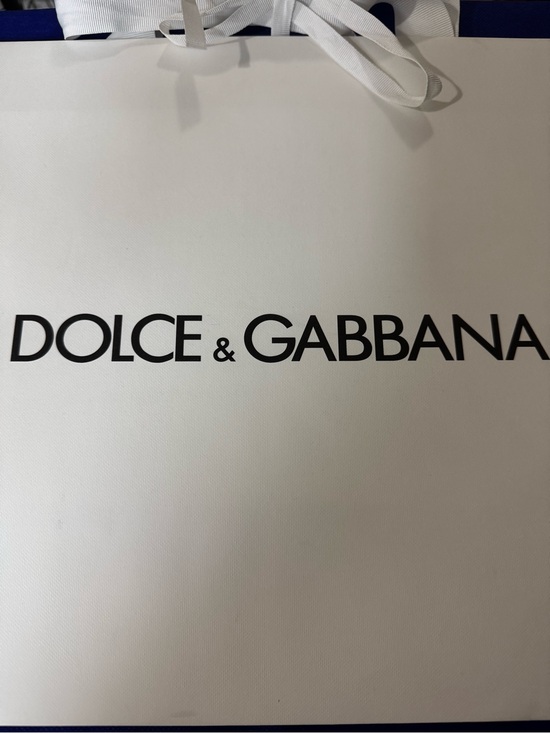 Dolce & Gabbana Handbags - Dolce & Gabbana 💯% Authentic Iconic White Shopping/gift paper Bag w/ inner ties